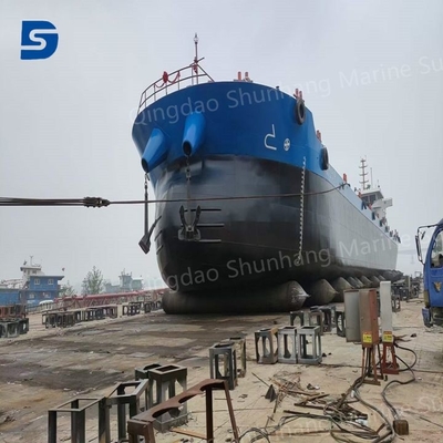 Shunhang 6 - 10 Yıl Hayat Süresi Gemi Lastik Hava Yastığı Denizcilik için OEM