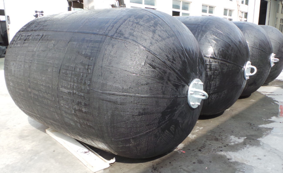 Diametresi 300 ila 4700mm Sling Fender HDG Aksesuarları Malzemesi