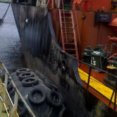 Sapan Tipi Denizaltı Çamurluk Tekne Kauçuk 0.08mpa Deniz Dock Çamurluk