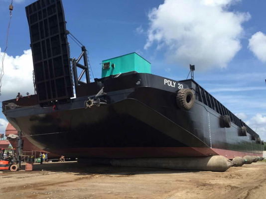 Tersane Barge, Kaldırma İçin 10 Katmanlı Ağır Hizmet Hava Yastığı Yerleştirme Hava Yastıklarını Başlatıyor